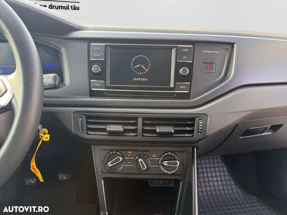 Volkswagen Polo 1.0 MPI Base - 20