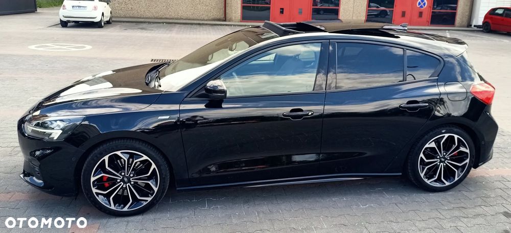 Ford Focus 2.0 EcoBlue STart-Stopp-System ST-LINE X - 12