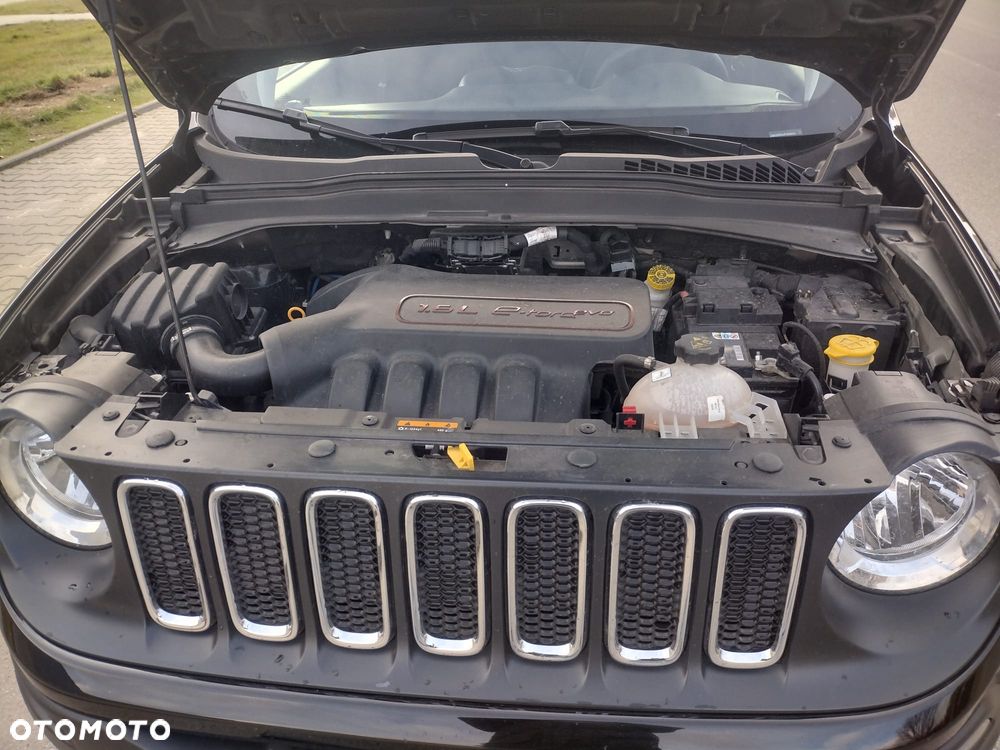 Jeep Renegade 1.6 E-TorQ Sport FWD - 6