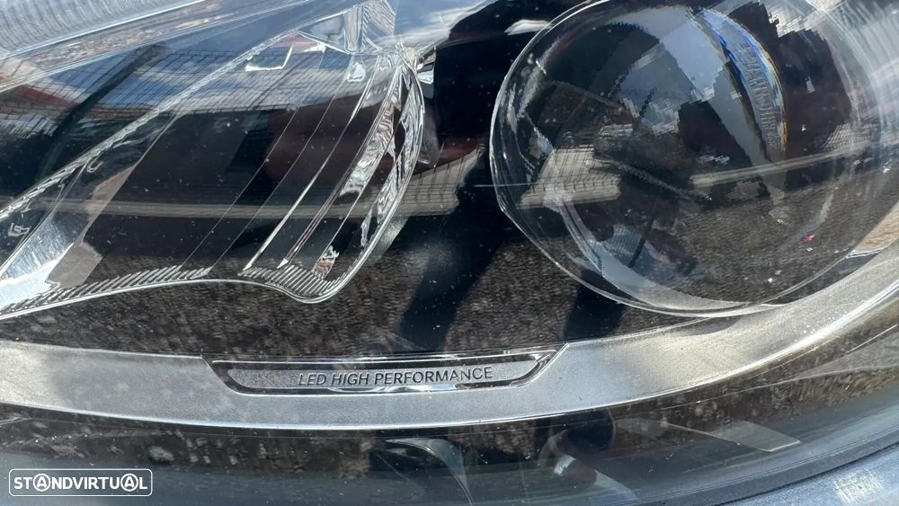 Mercedes-Benz C 200 - 51
