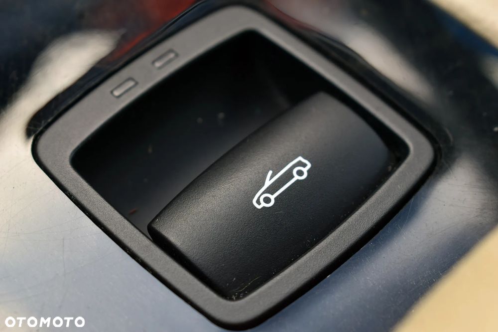 BMW Seria 3 325d - 20