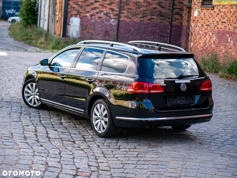 Volkswagen Passat 2.0 TDI Comfortline DSG - 16