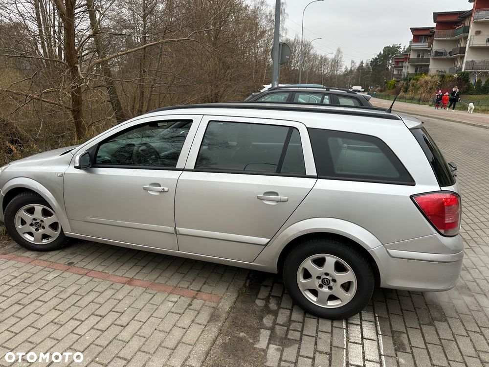 Opel Astra 1.7 CDTI - 10