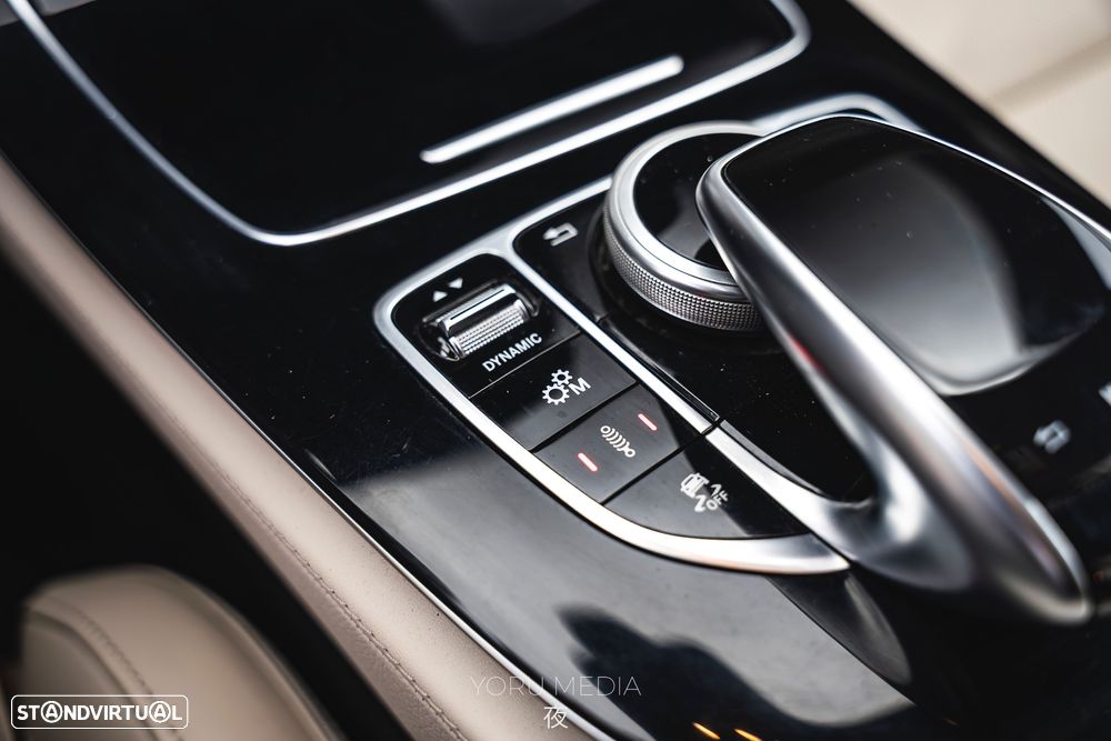 Mercedes-Benz E 63 AMG S 4Matic+ 9G-TRONIC - 18