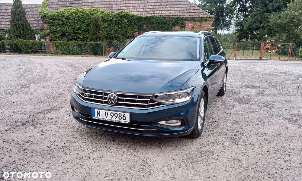 Volkswagen Passat Variant 2.0 TDI SCR DSG Business - 2