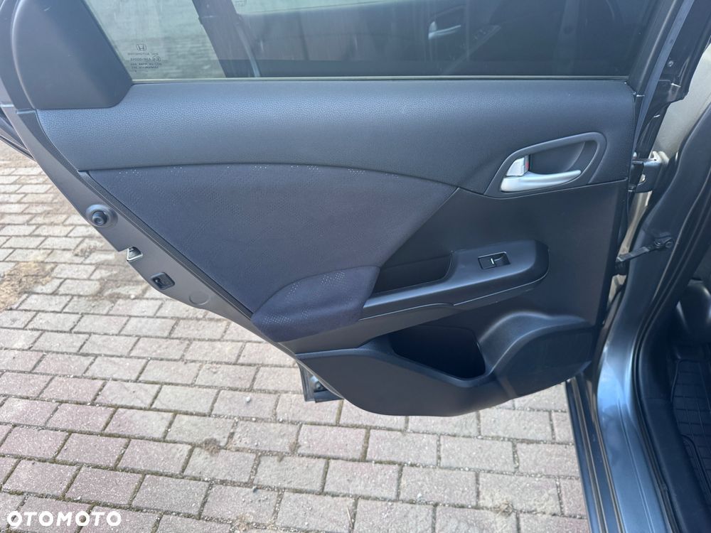 Honda Civic 1.8 i-VTEC Automatik Executive Black Edition - 14