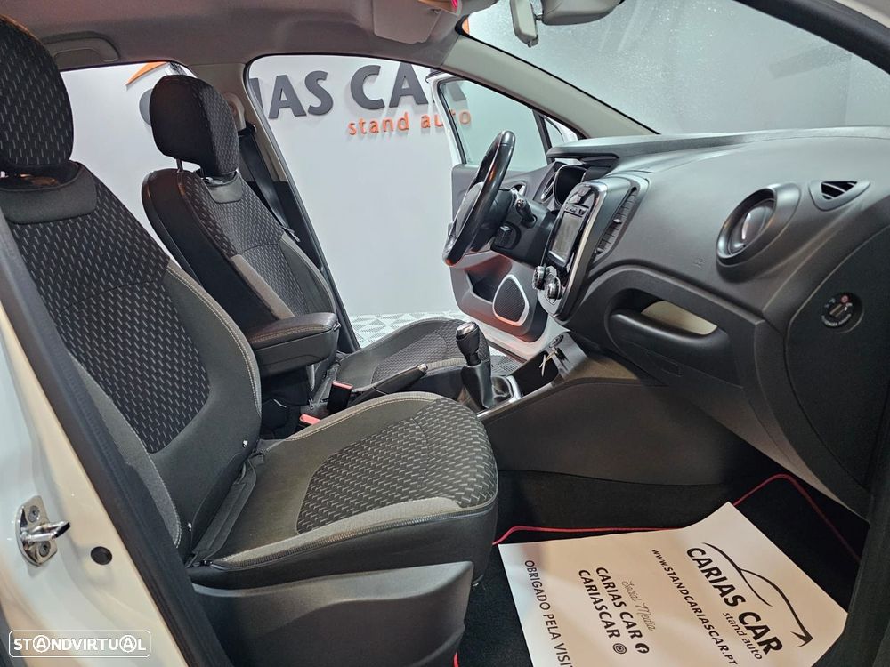 Renault Captur 0.9 TCE Exclusive - 11