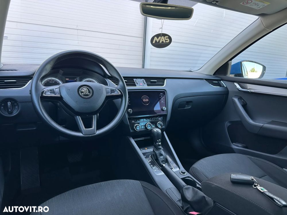Skoda Octavia 2.0 TDI DSG Style - 12