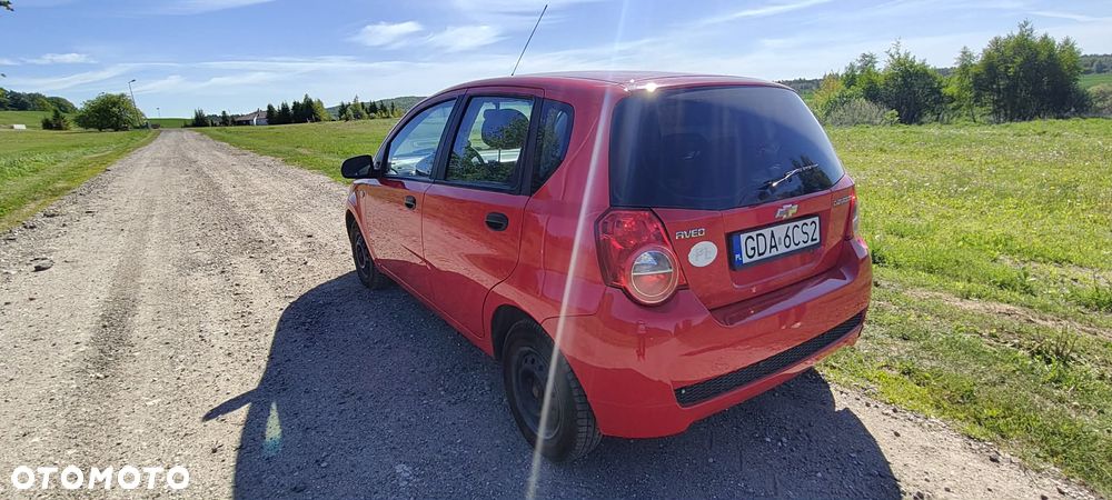 Chevrolet Aveo 1.2 16V Base / Classic - 6