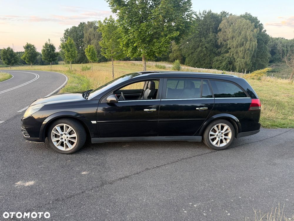 Opel Vectra 3.0 V6 CDTI Sport - 2