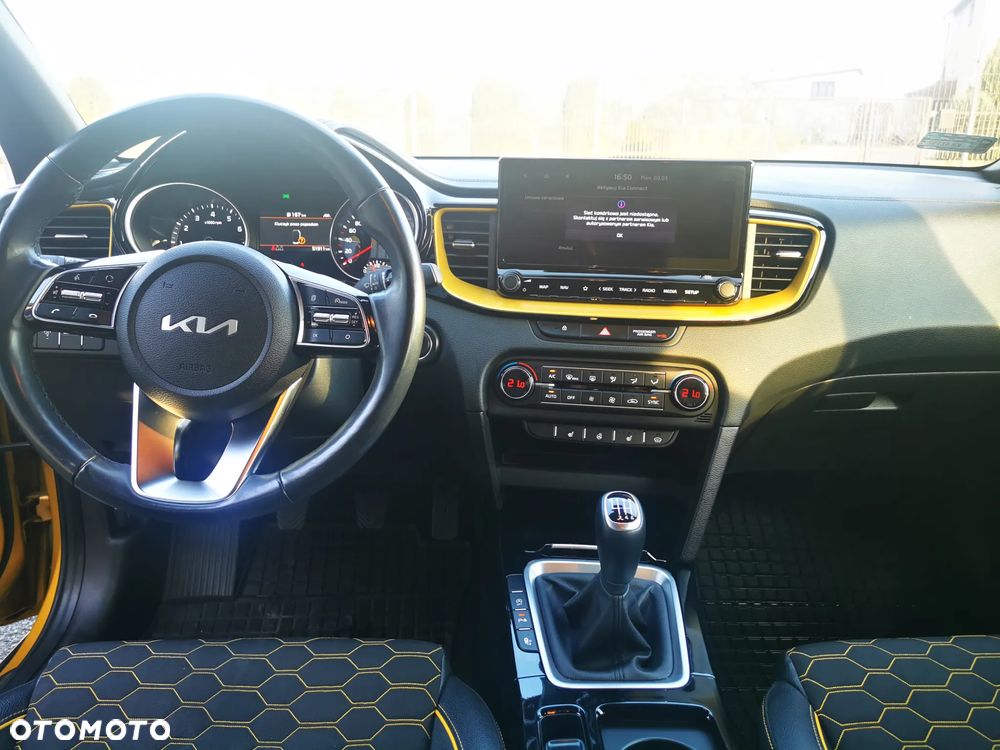 Kia XCeed 1.5 T-GDI L Business Line - 3