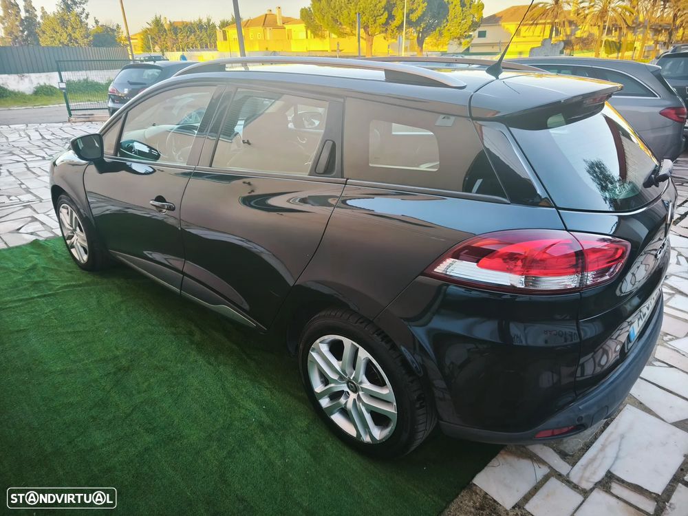 Renault Clio Sport Tourer Energy dCi 90 Business - 4
