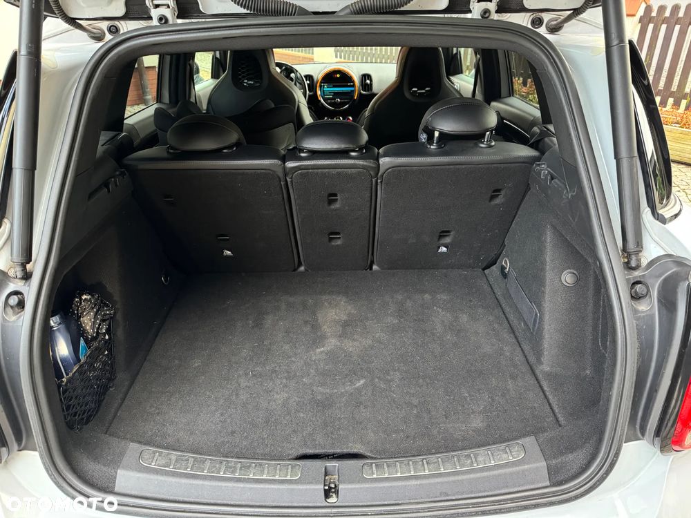 MINI John Cooper Works - 16