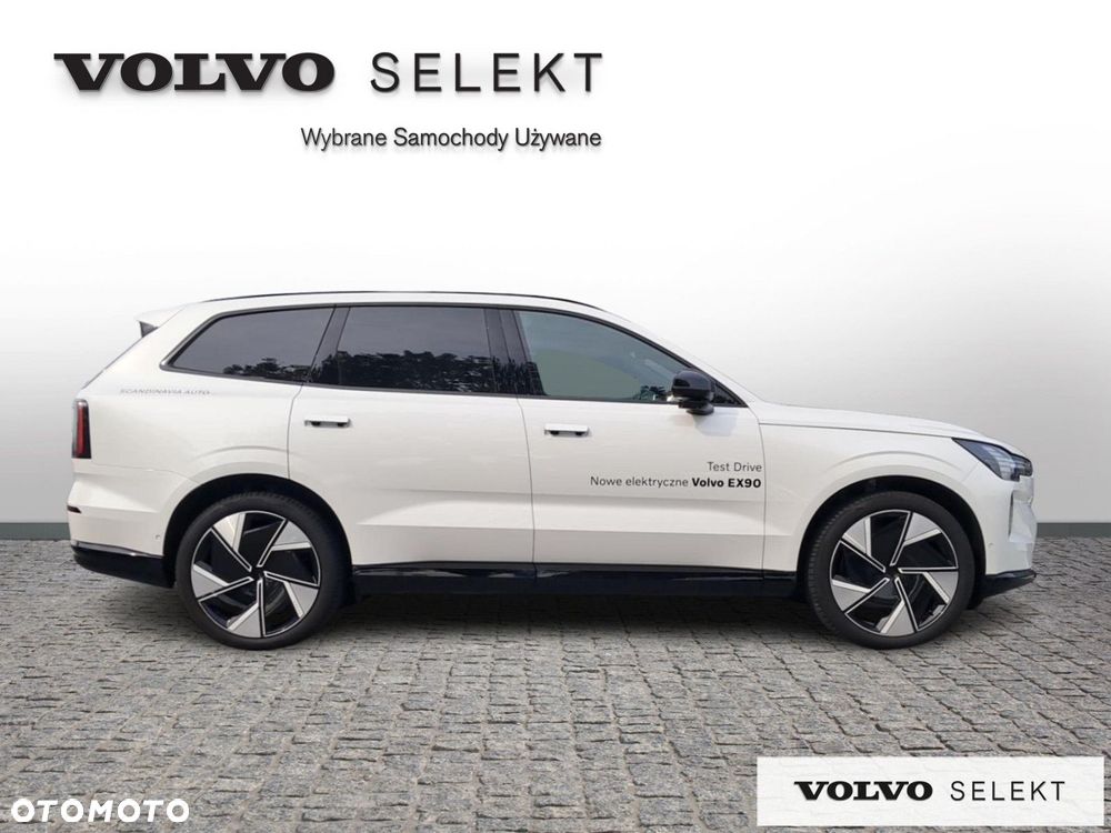 Volvo EX90 - 7