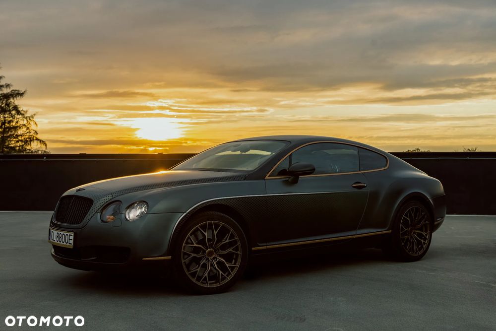 Bentley Continental GT Standard - 16
