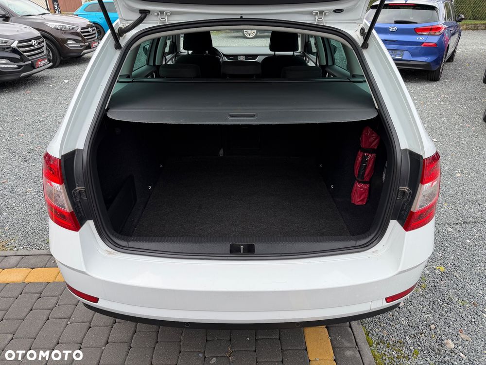 Skoda Octavia 1.6 TDI Soleil - 9