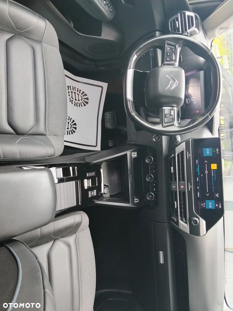 Citroën C4 BlueHDi 130 Stop&Start EAT8 SHINE - 36