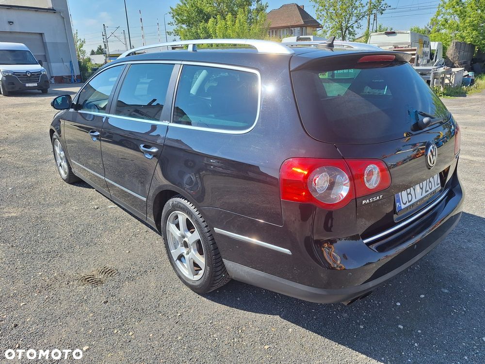 Volkswagen Passat 2.0 TDI DPF Individual - 4