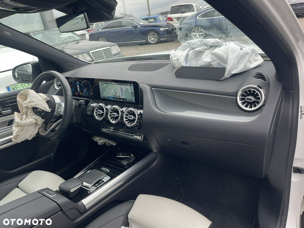 Mercedes-Benz Klasa B 220 4-Matic AMG Line 7G-DCT - 8