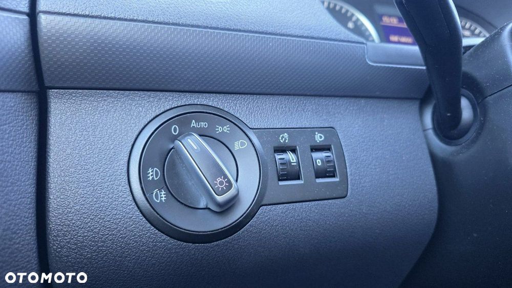 Volkswagen Caddy - 11