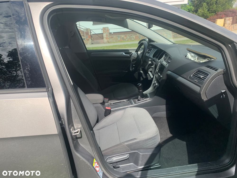 Volkswagen Golf 1.6 BlueTDI Comfortline - 33