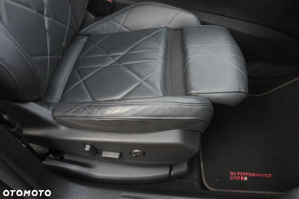 DS Automobiles DS 7 Crossback 1.6 PureTech Performance Line + - 7