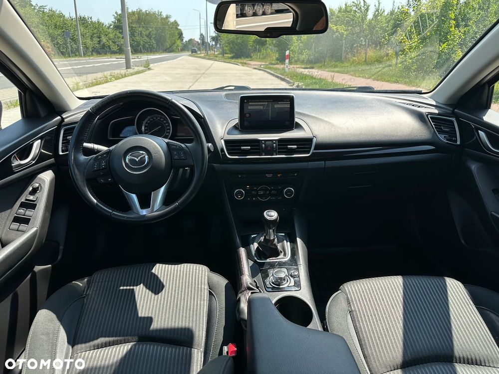 Mazda 3 - 10