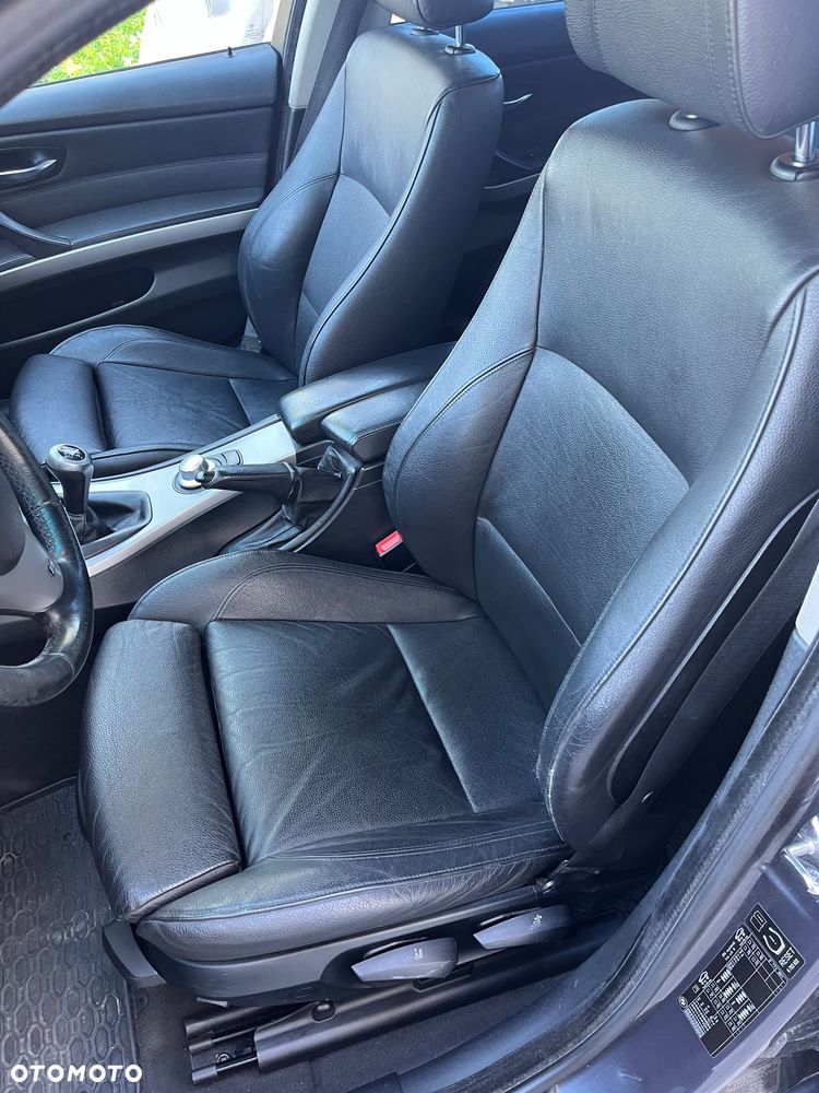 BMW Seria 3 - 26