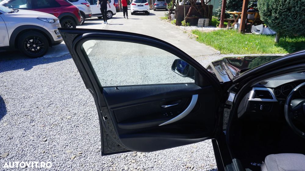 BMW Seria 3 318d Aut. Blue Performance - 6