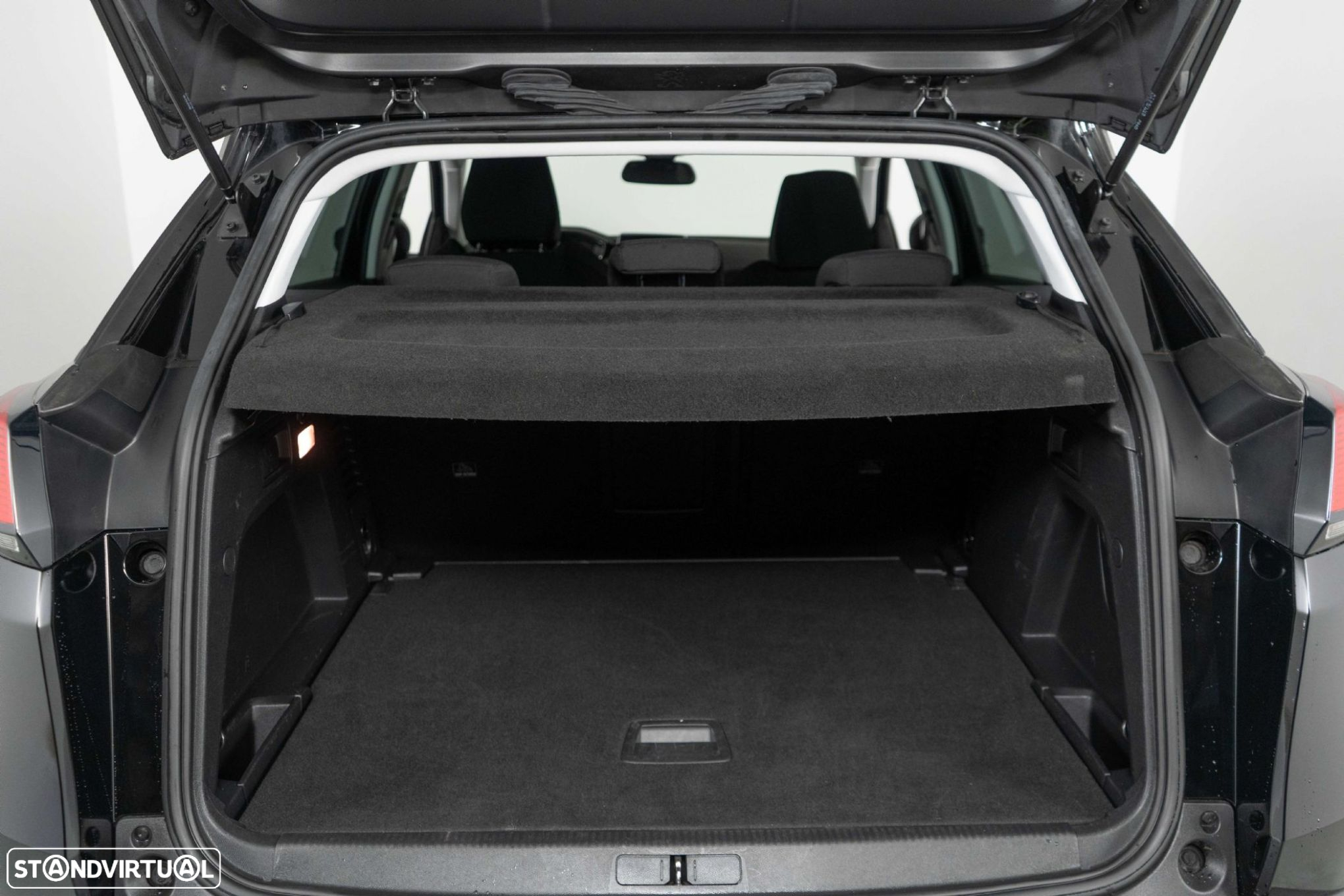 Peugeot 3008 1.2 PureTech Allure Grip Control EAT6 - 11