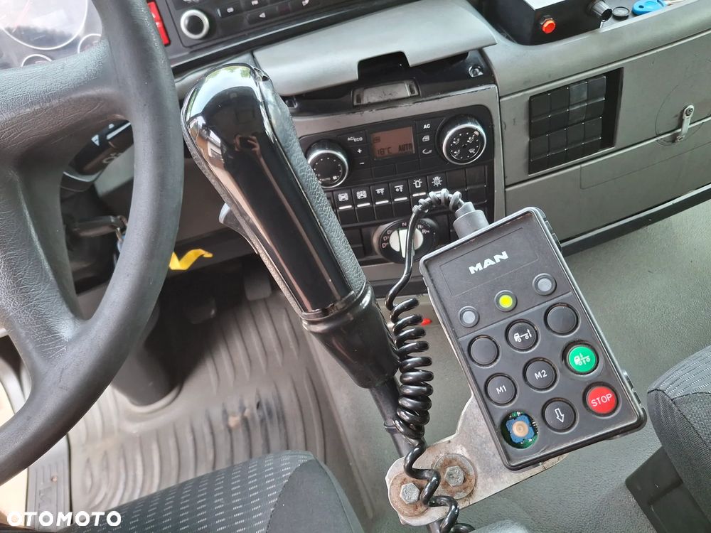 MAN TGS 28.360 Śmieciarka FAUN Environnement Odpady Segregacja 3 Osie Tylna Oś Skrętna Na Poduszkach 2010r - 25