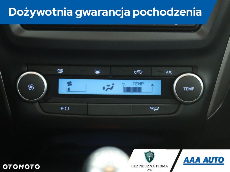 Toyota Avensis - 11