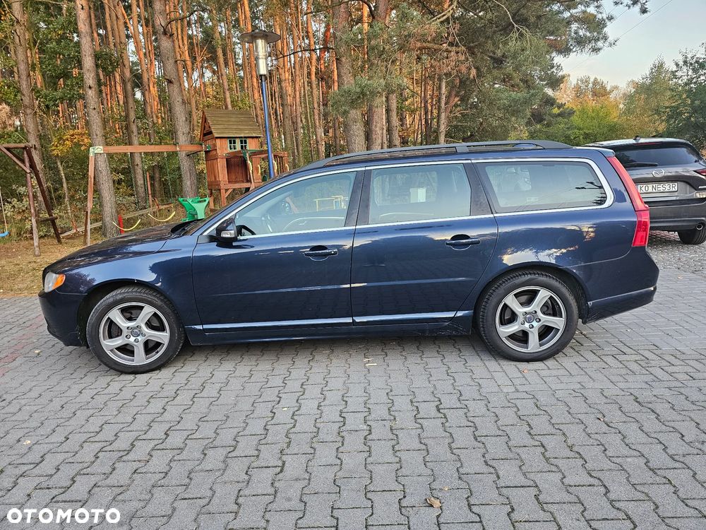 Volvo V70 D3 Momentum - 13
