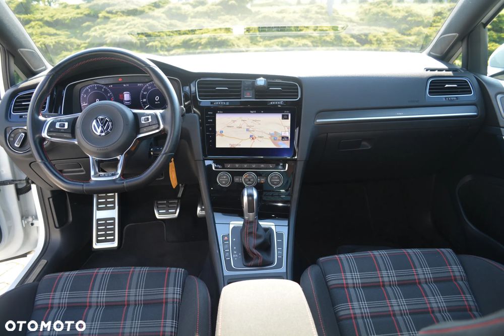 Volkswagen Golf 2.0 TSI BMT GTI Performance DSG - 33