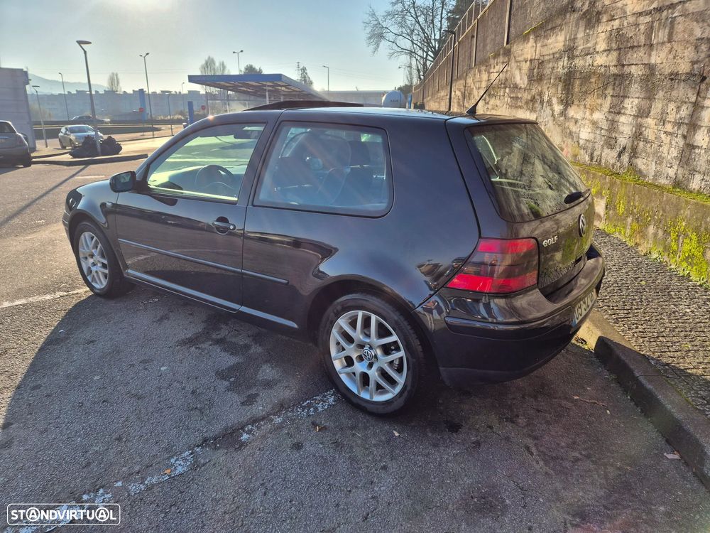 VW Golf 1.9 TDi Highline - 6