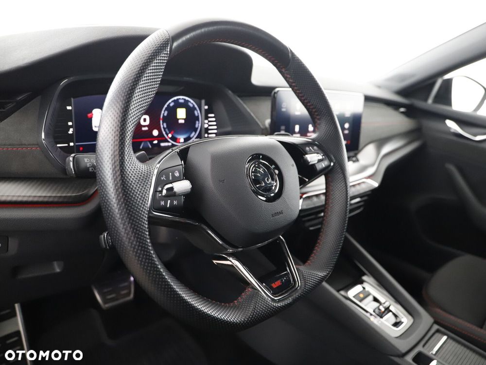 Skoda Octavia 2.0 TDI RS DSG - 12