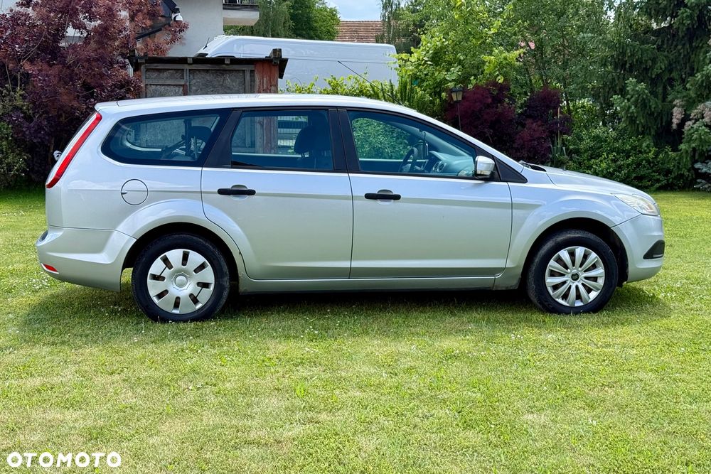 Ford Focus 1.6 TDCi Ambiente - 3