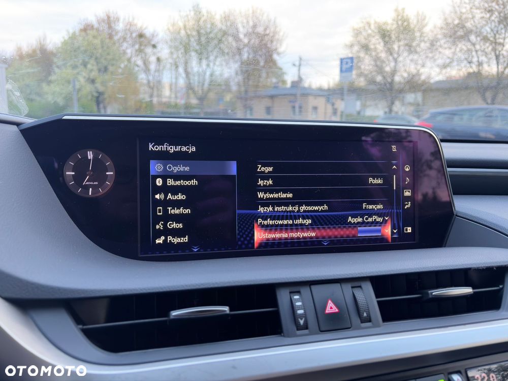 Lexus ES 300h Elegance - 29
