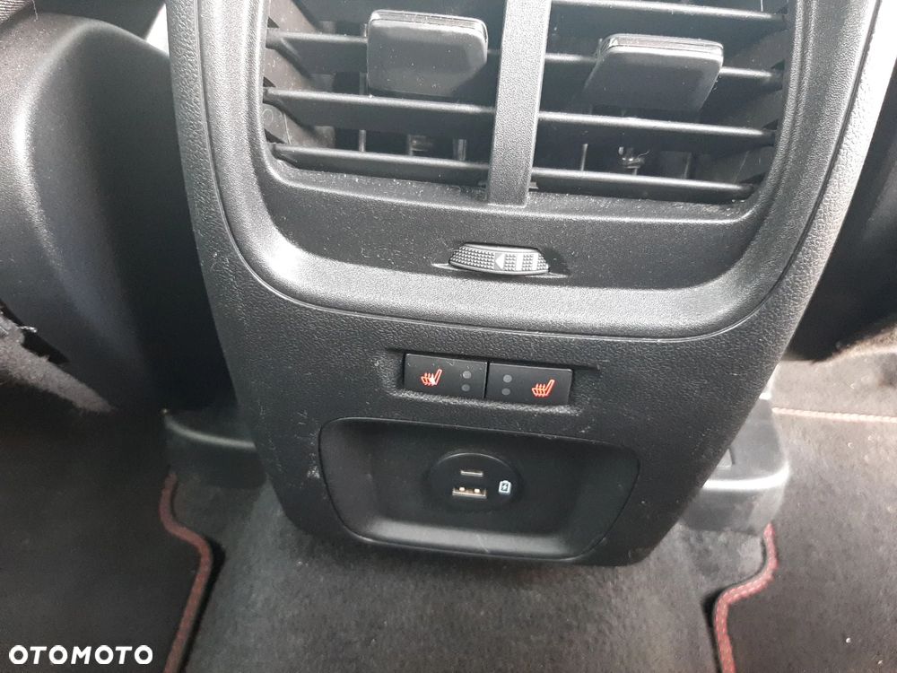 Ford Kuga 1.5 EcoBoost FWD ST-Line - 16
