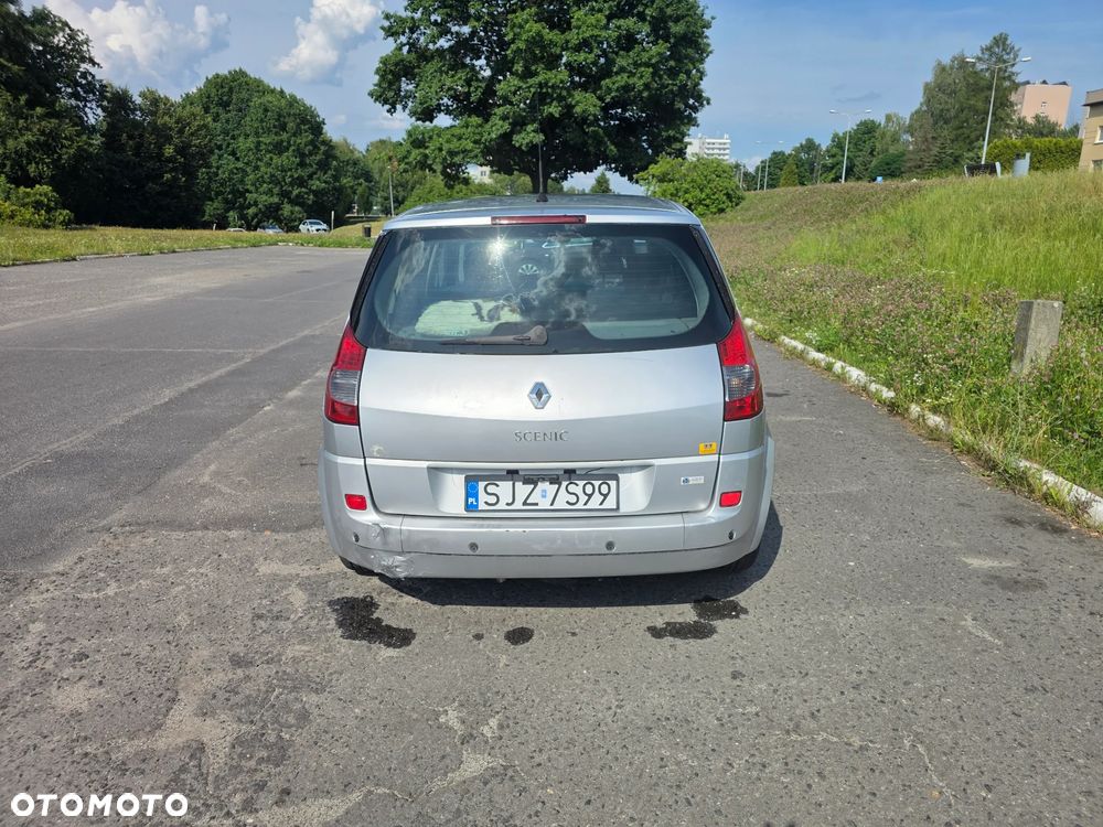 Renault Scenic 2.0 16V Privilege - 4