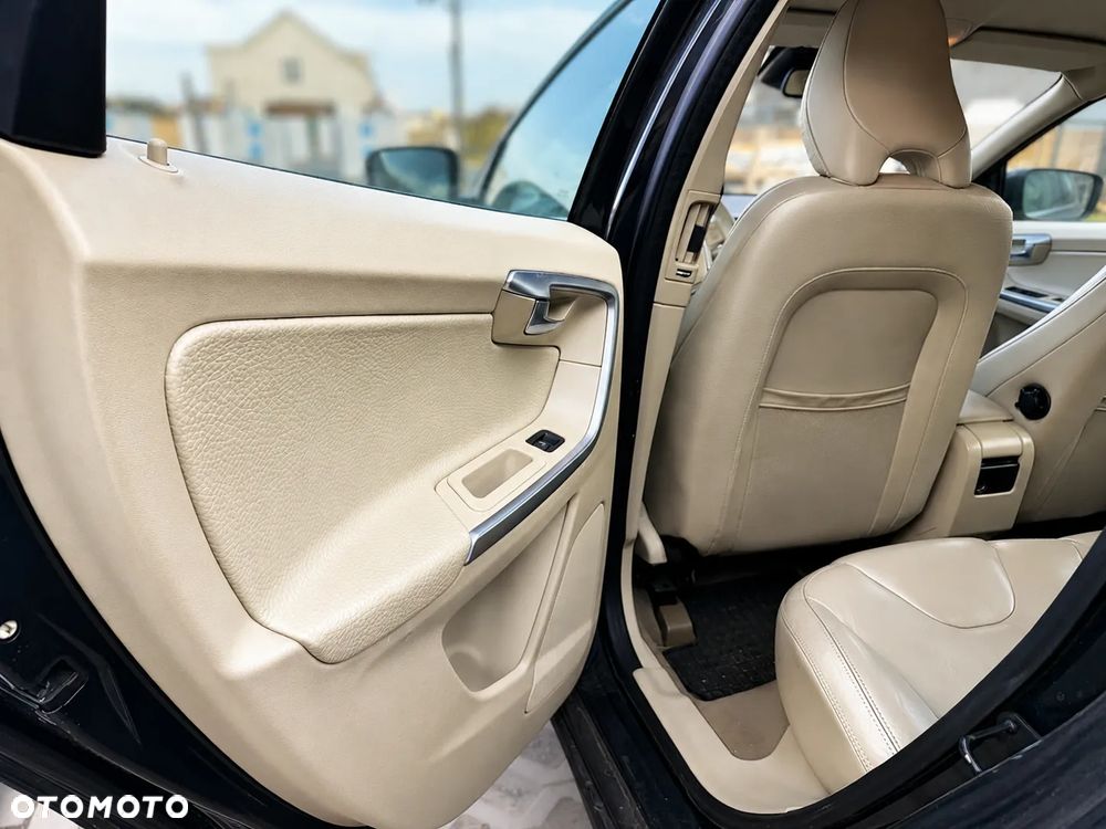 Volvo XC 60 - 5