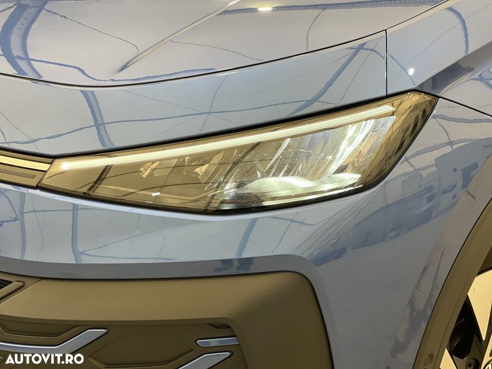 Volkswagen T-Roc - 29