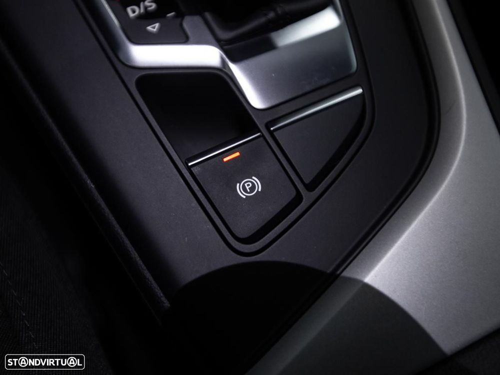 Audi A4 Avant 30 TDI S tronic - 21