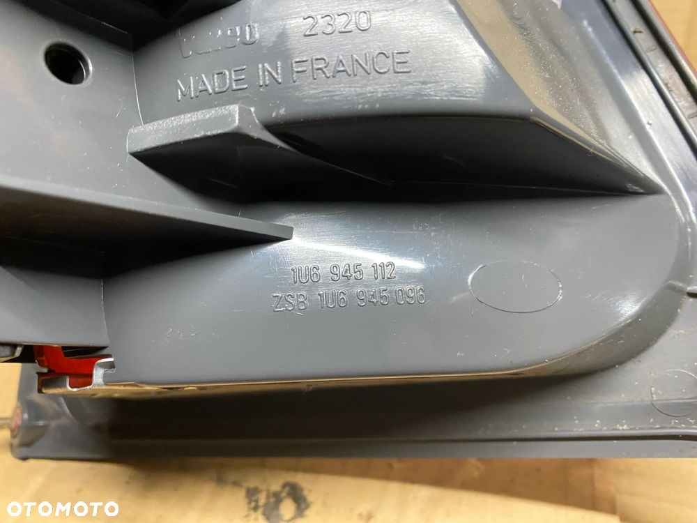 LAMPA TYLNA PRAWA SKODA OCTAVIA I HB 1U6945096 1U6945112 - 3