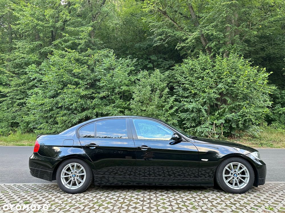 BMW Seria 3 318i - 7