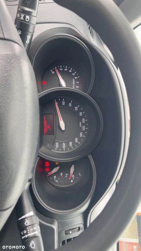 Kia Rio 1.2 M - 7