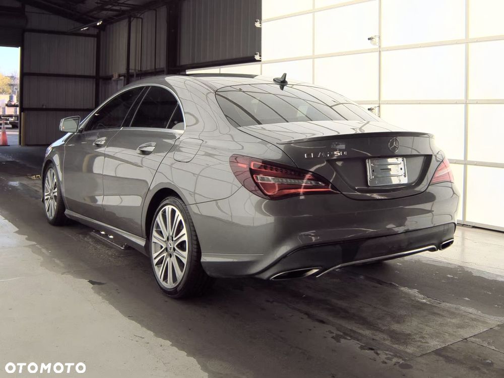 Mercedes-Benz CLA - 5