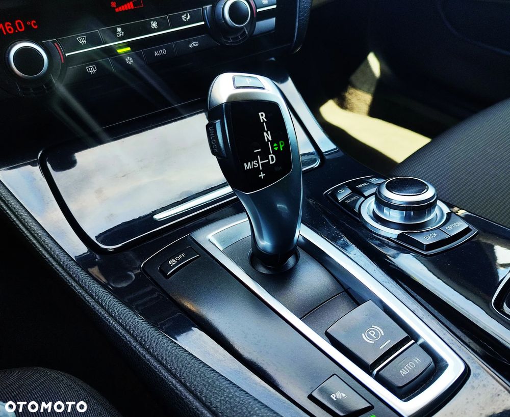 BMW Seria 5 - 28