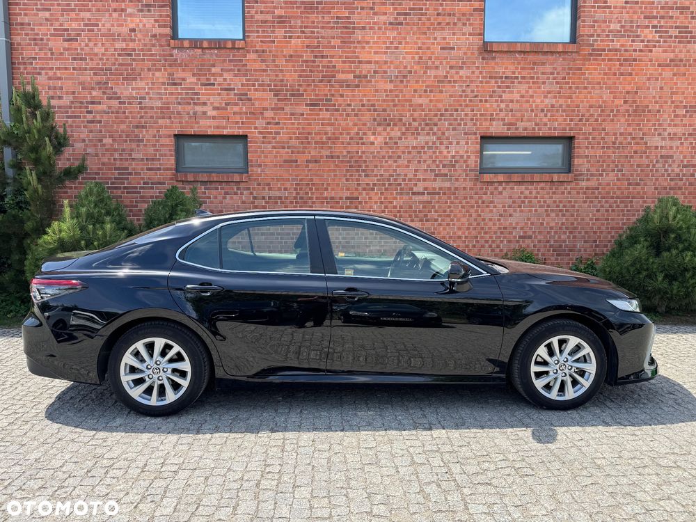 Toyota Camry 2.5 Hybrid Comfort CVT - 6