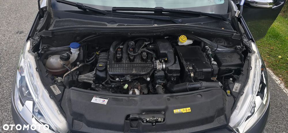 Peugeot 208 PureTech 82 Stop & Start Signature - 23